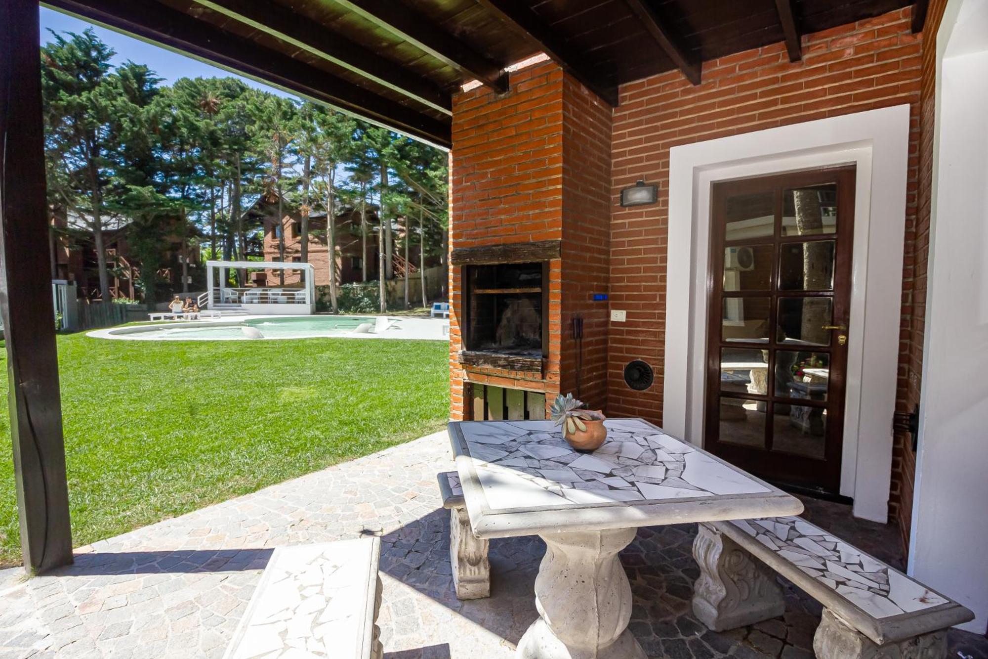 Punta Cerezo Apart การีโล ภายนอก รูปภาพ